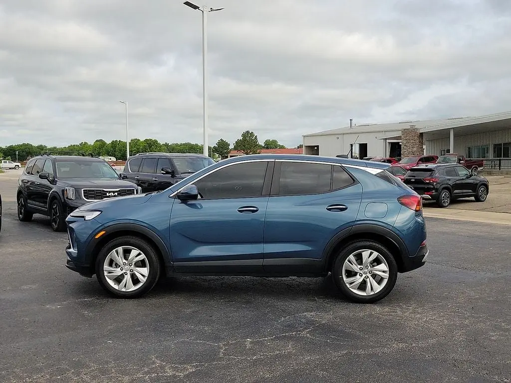 2024 Buick Encore GX Preferred photo 3