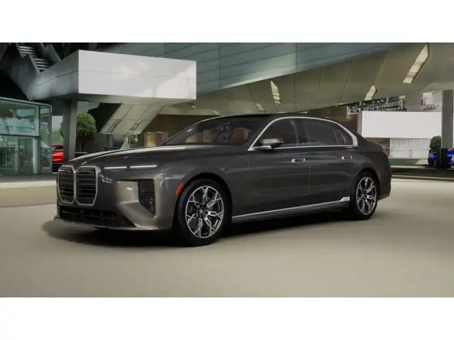 2027 BMW 7 Series 740i xDrive Sedan's photo