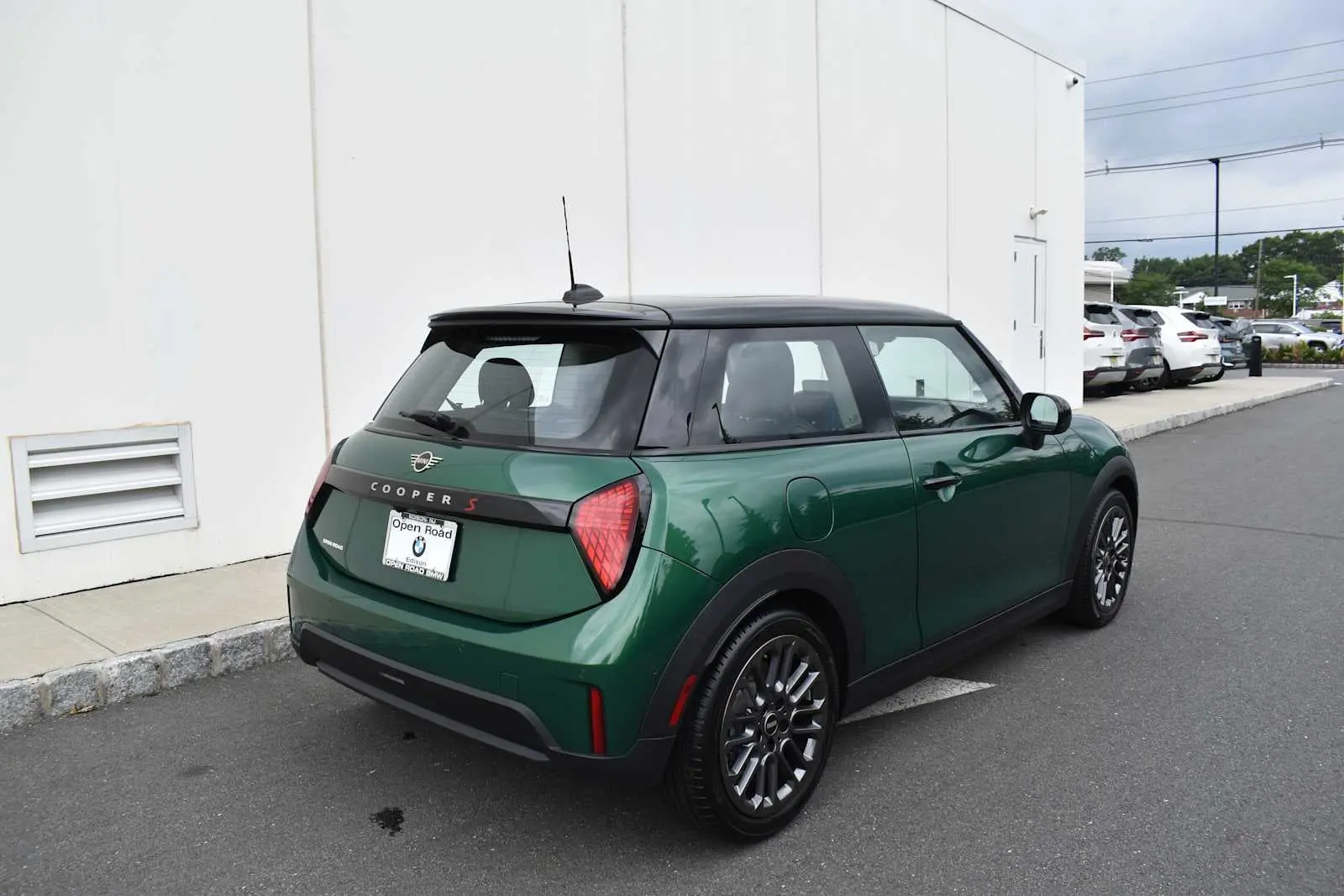 2025 MINI Hardtop Cooper S photo 5