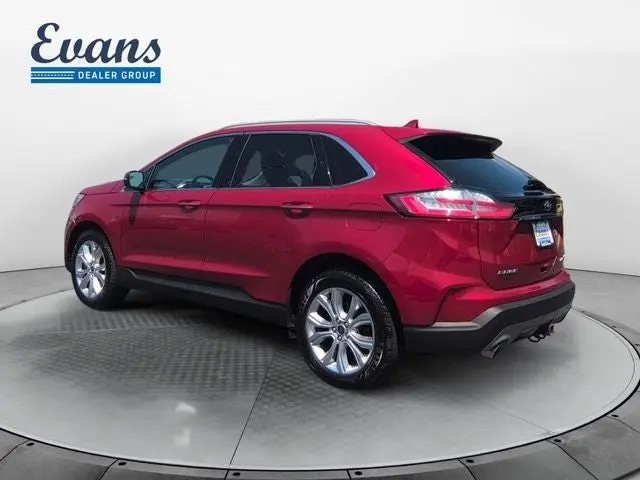 2020 Ford Edge Titanium AWD photo 4