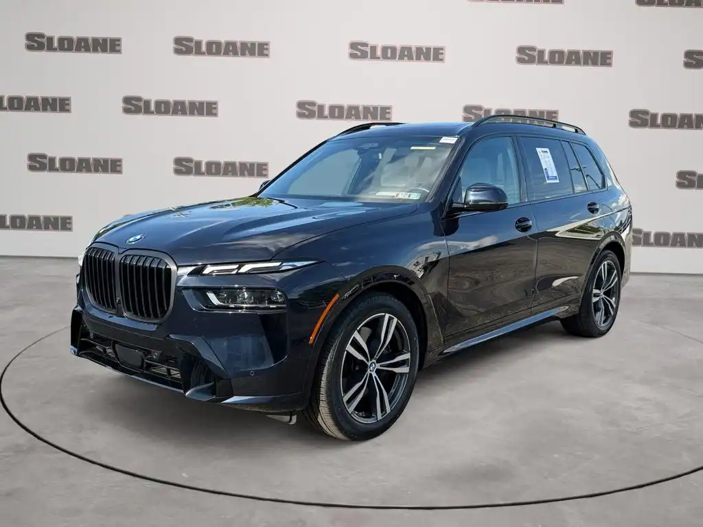 2025 BMW X7 xDrive40i's photo