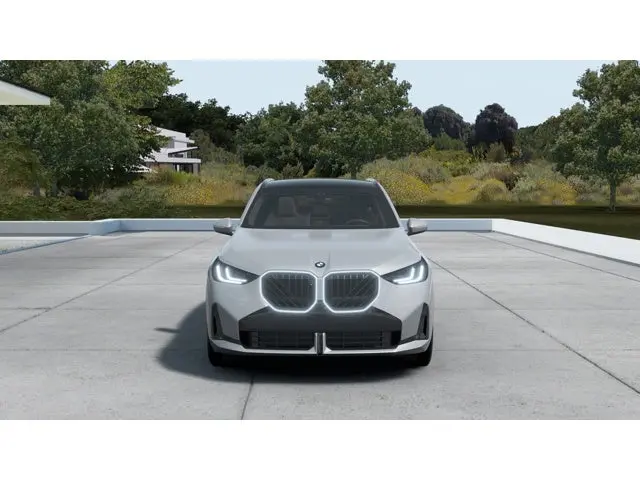 2026 BMW X3 30 xDrive photo 3