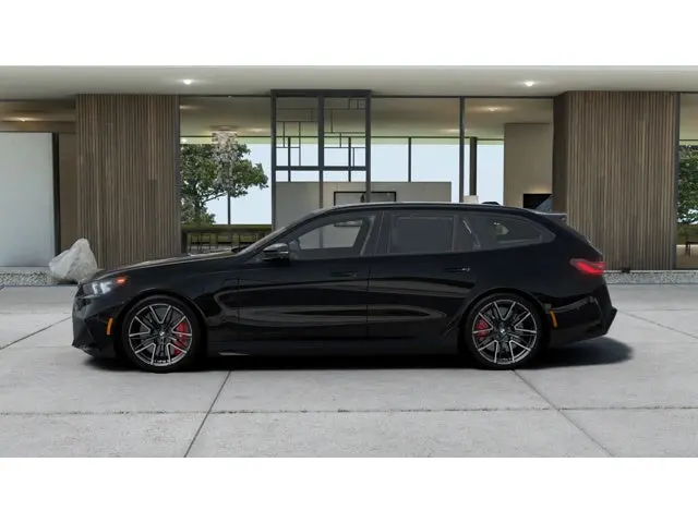 2027 BMW M5 M5 Touring photo 4