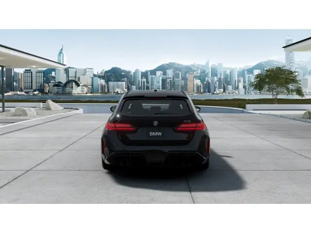 2027 BMW M5 M5 Touring photo 5