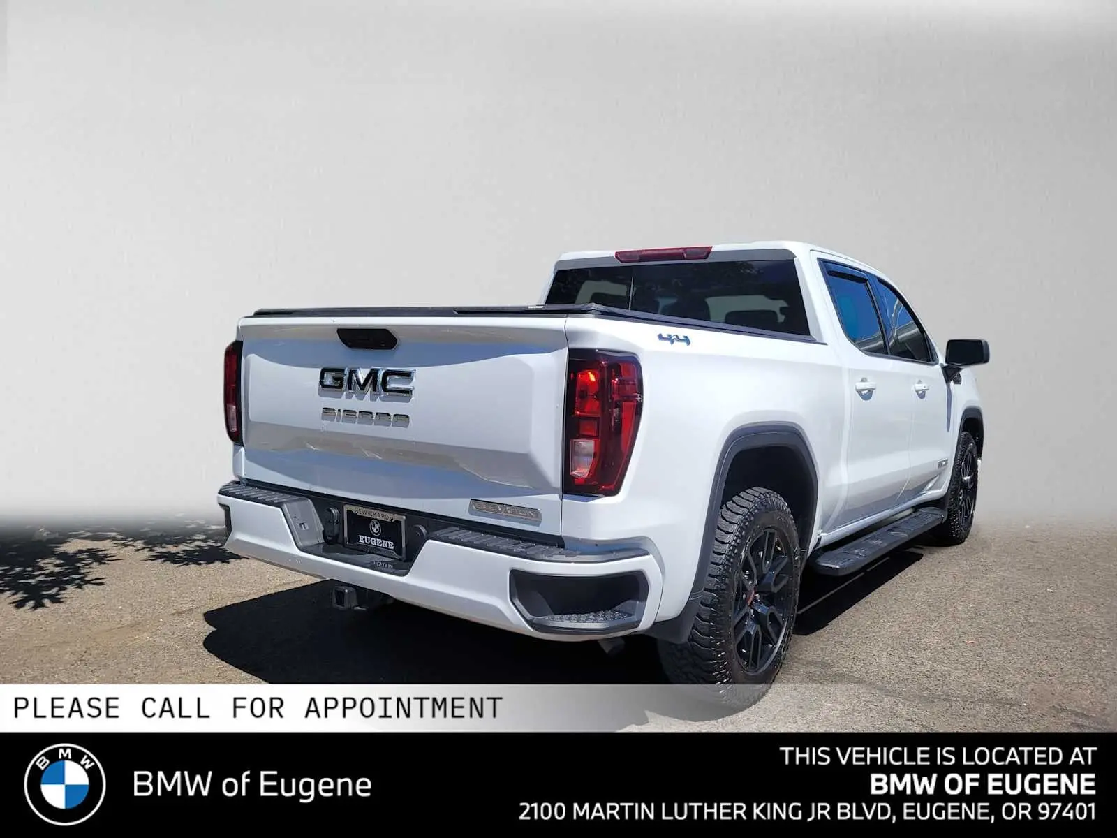 2025 GMC Sierra Elevation 4WD Crew Cab Standard Box photo 3