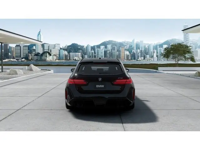 2027 BMW M5 M5 Touring photo 5