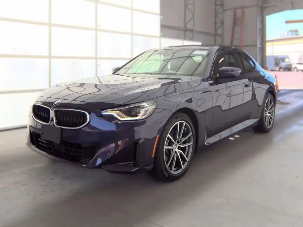 2025 BMW 2 Series 230i xDrive Coupe's photo
