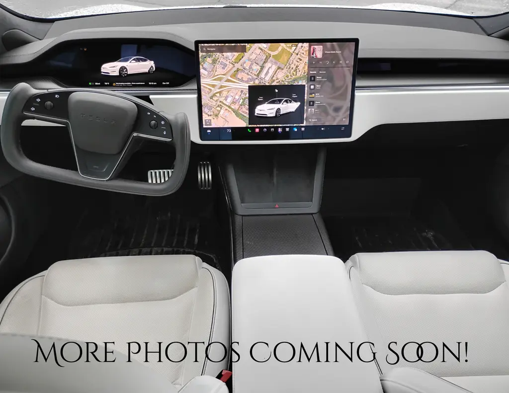 2022 Tesla Model S Plaid photo 4