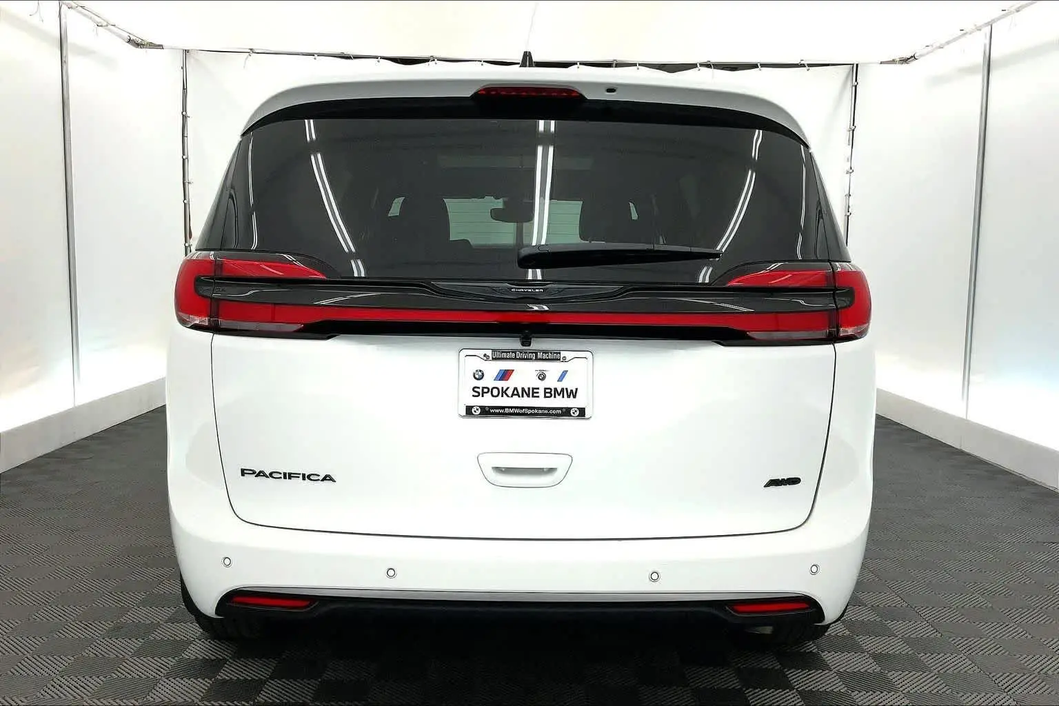 2026 Chrysler Pacifica Select AWD photo 5