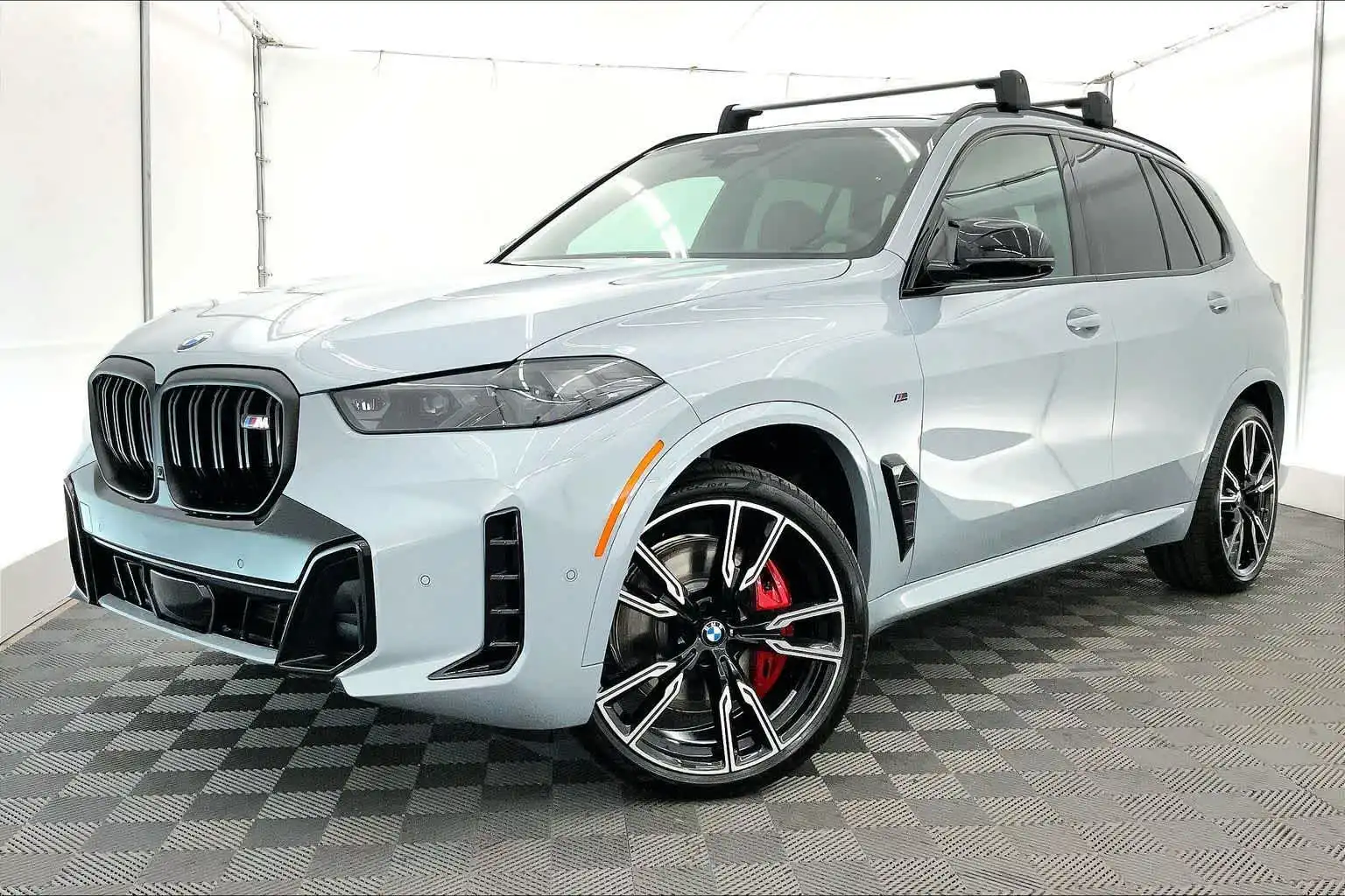 2026 BMW X5 M60i xDrive's photo
