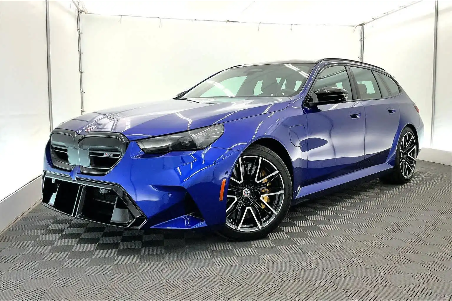 2025 BMW M5 M5 Touring's photo
