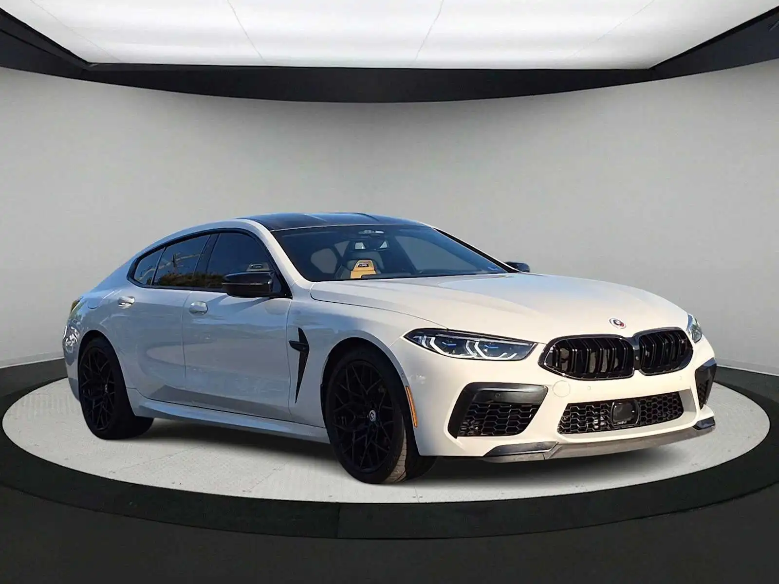 2023 BMW M8 Competition's photo