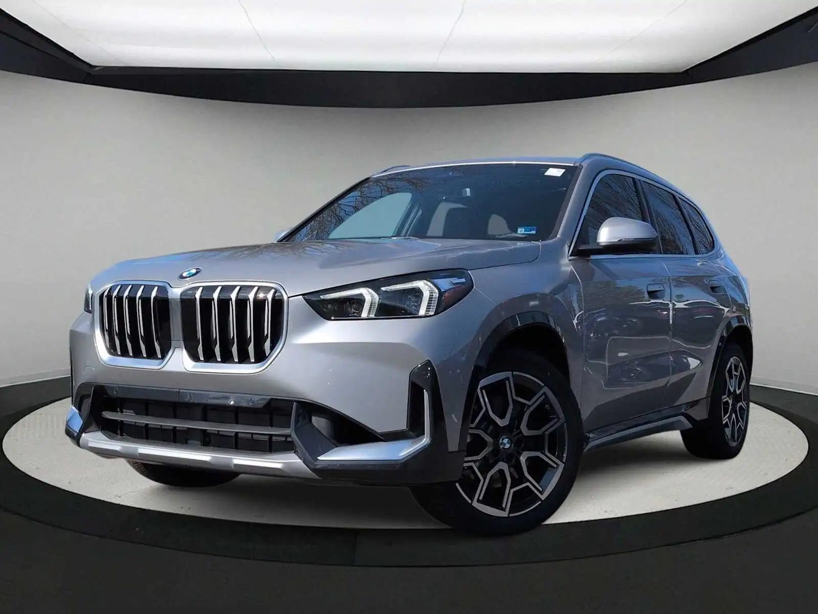 2026 BMW X1 xDrive28i's photo