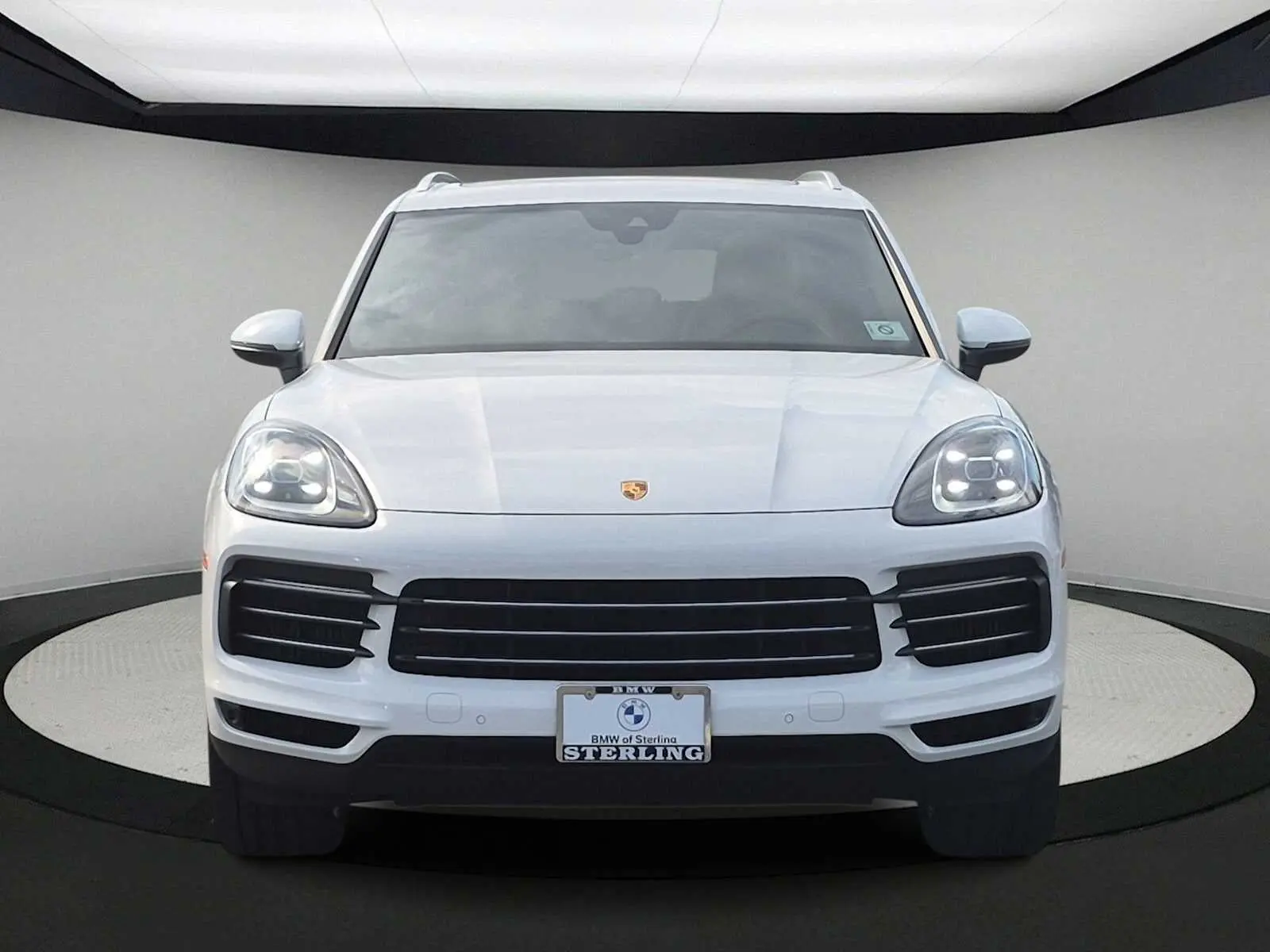 2019 Porsche Cayenne Base photo 3