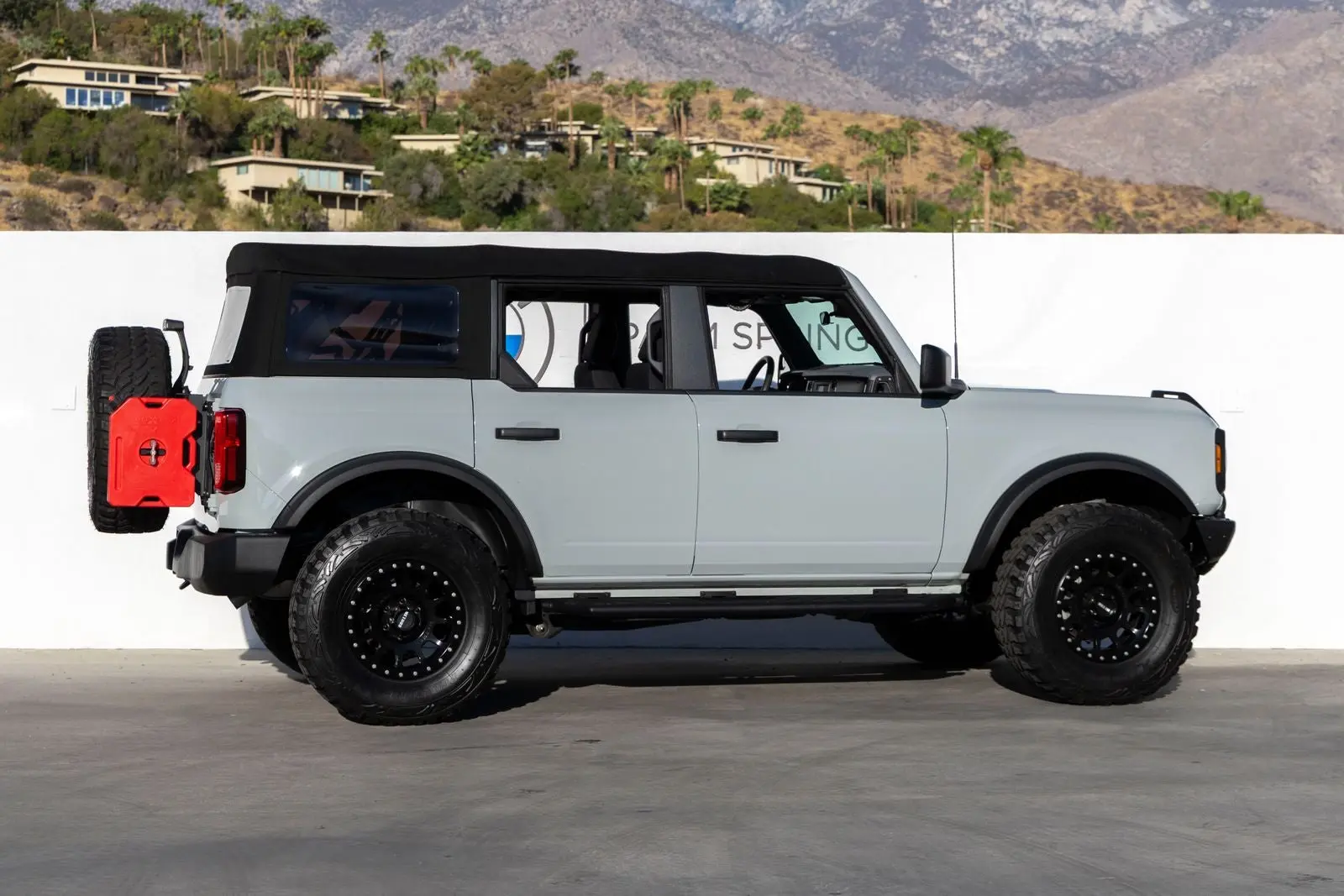2022 Ford Bronco Base 4WD photo 4