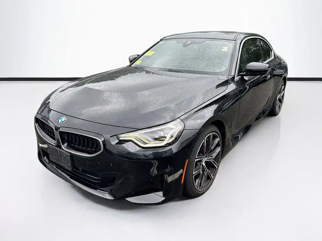 2023 BMW 2 Series 230i xDrive Coupe's photo