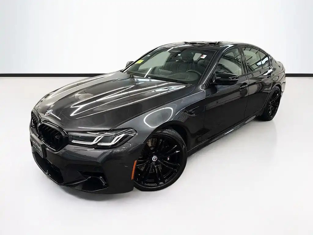 2023 BMW M5 Base's photo