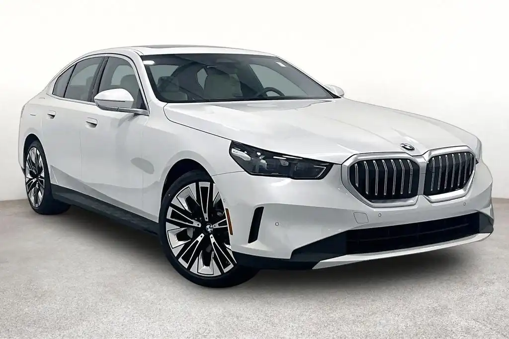 2027 BMW 5 Series 530i Sedan's photo