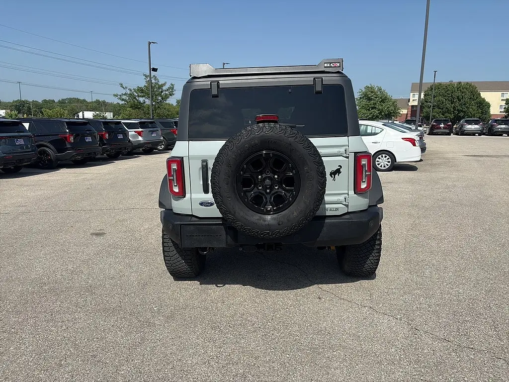 2022 Ford Bronco Wildtrak 4x4 photo 4