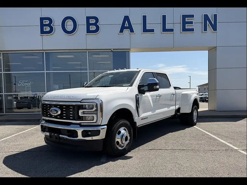 2026 Ford F-350 King Ranch 4x4 Crew Cab 8' Box DRW's photo