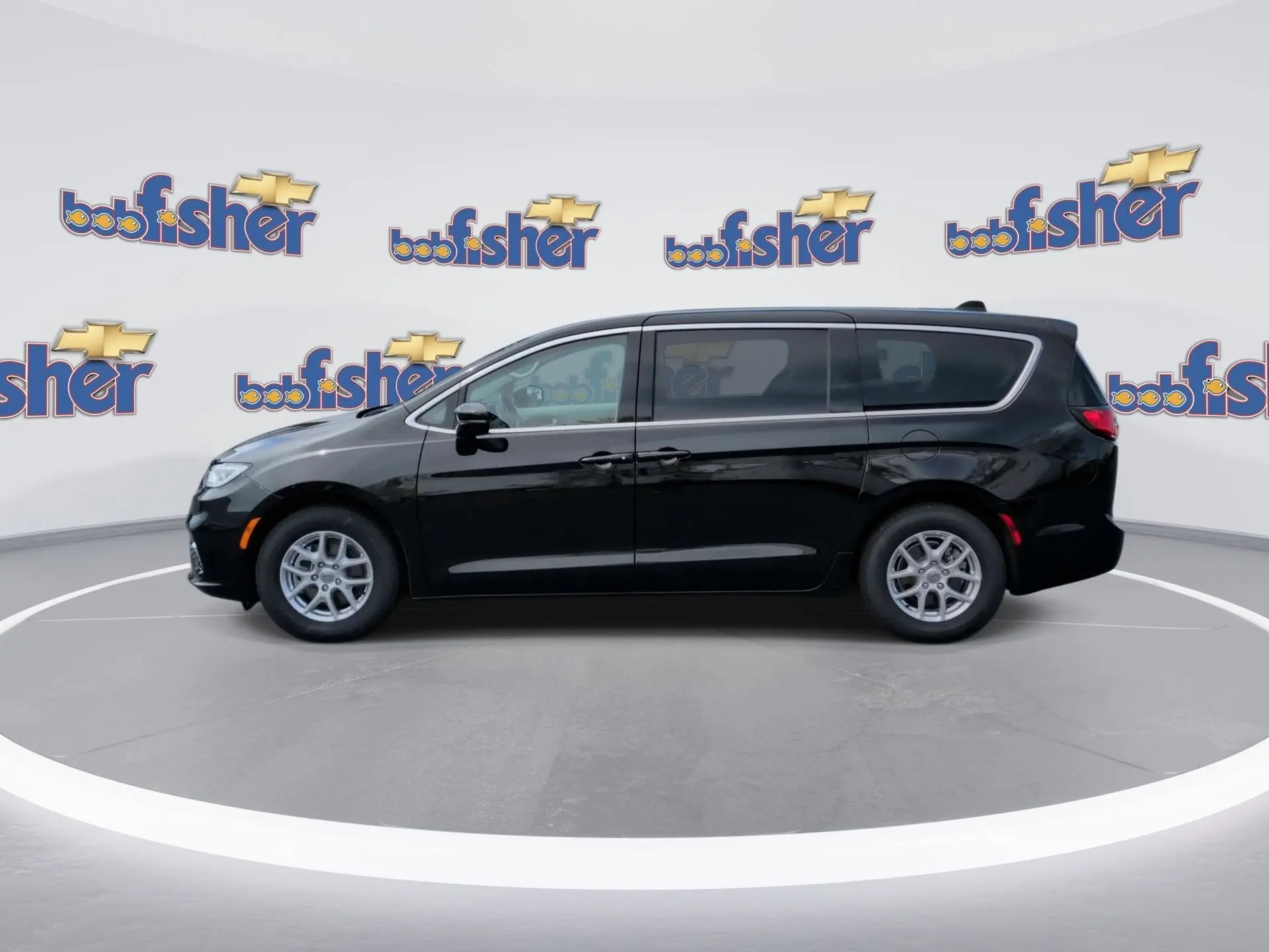 2024 Chrysler Pacifica Touring L photo 5