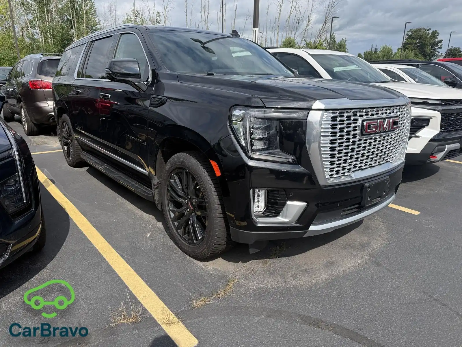 2024 GMC Yukon Denali AWD's photo