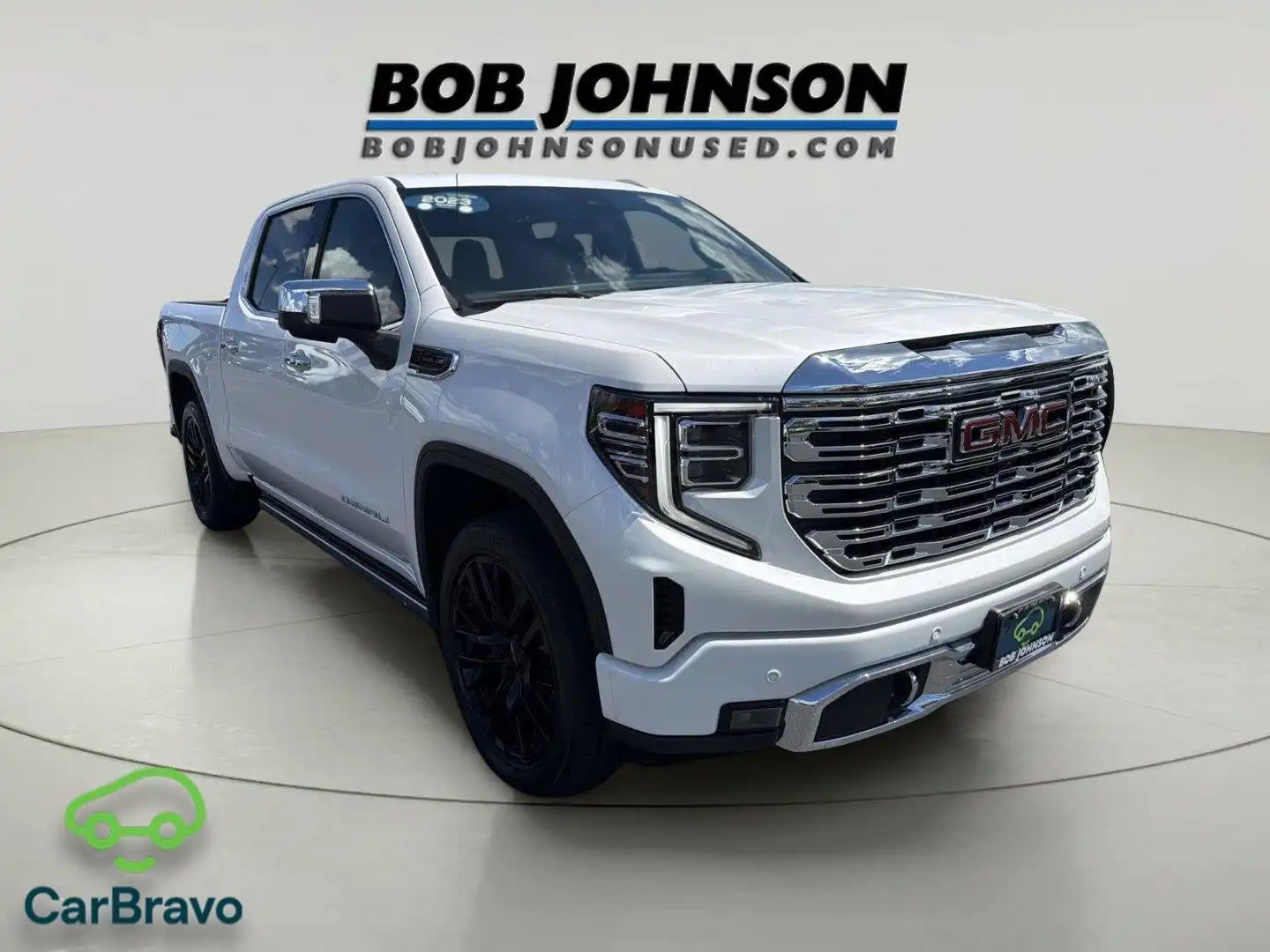 2023 GMC Sierra 4WD Crew Cab Short Box Denali's photo