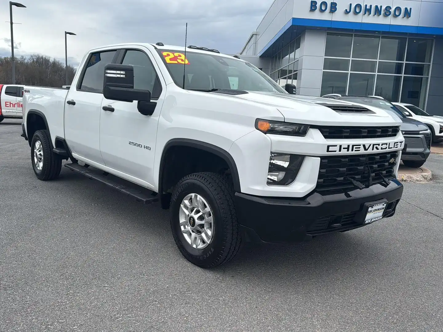 2023 Chevrolet Silverado HD Custom 4WD Crew Cab Standard Box's photo