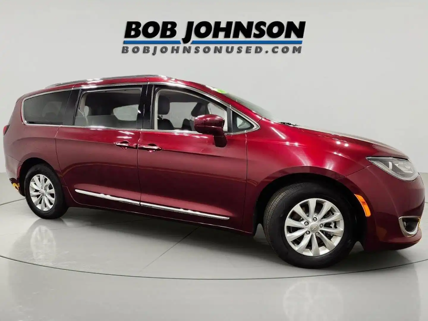 2019 Chrysler Pacifica Touring L's photo