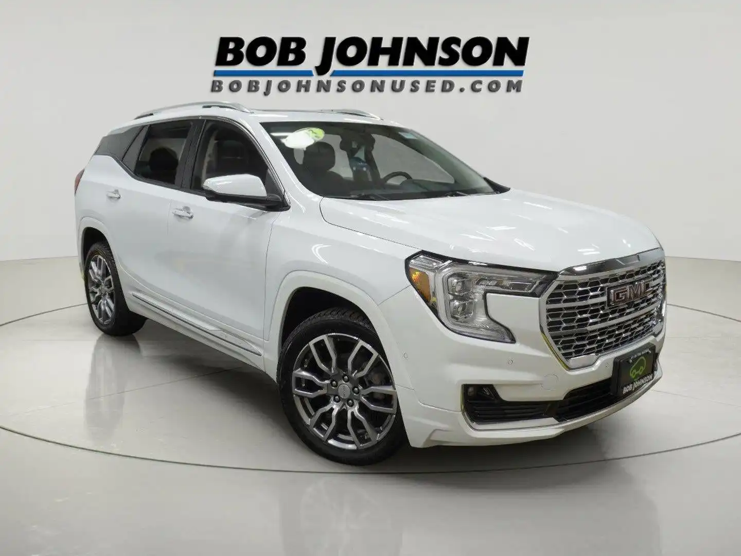 2023 GMC Terrain Denali AWD's photo