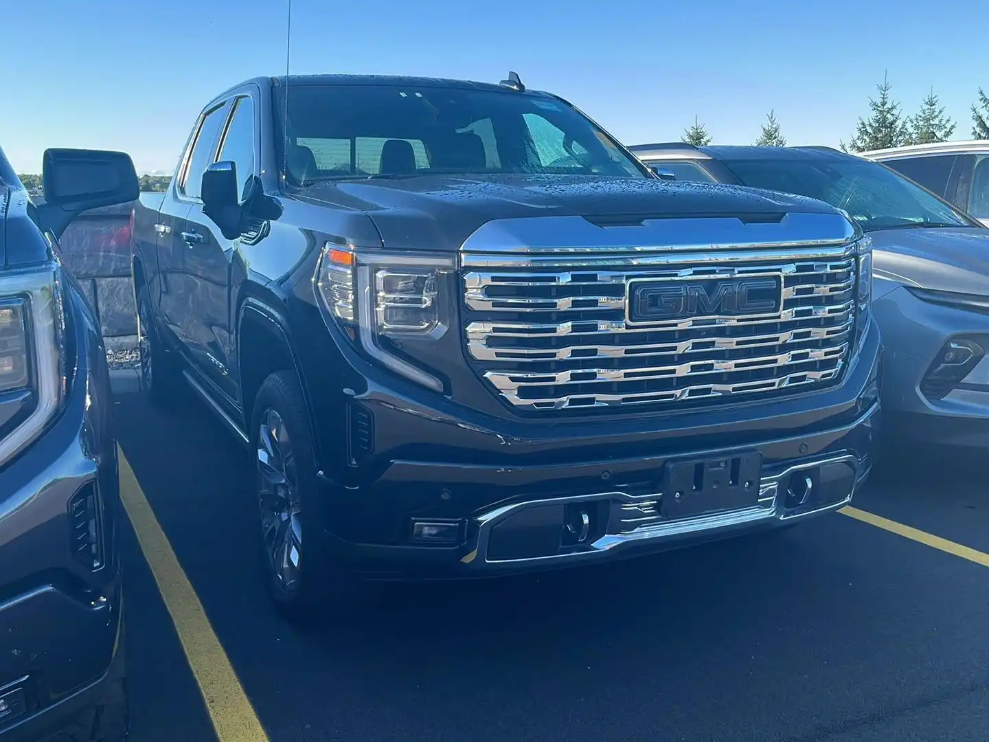 2023 GMC Sierra Denali 4WD Crew Cab Short Box's photo