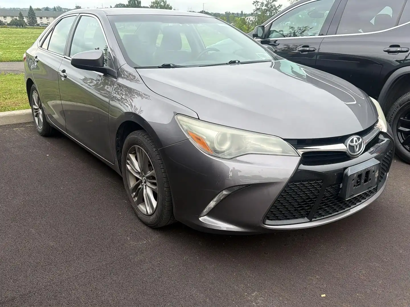 2015 Toyota Camry 2.5 Auto SE's photo