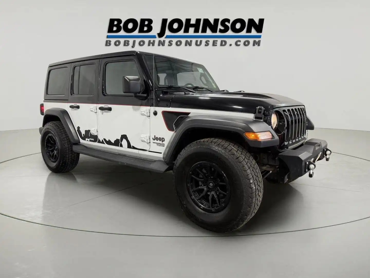 2020 Jeep Wrangler Sport S's photo