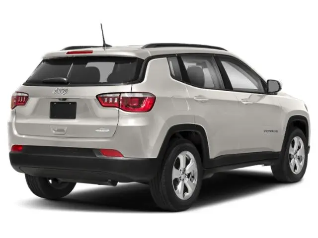 2019 Jeep Compass Latitude 4X4 photo 3