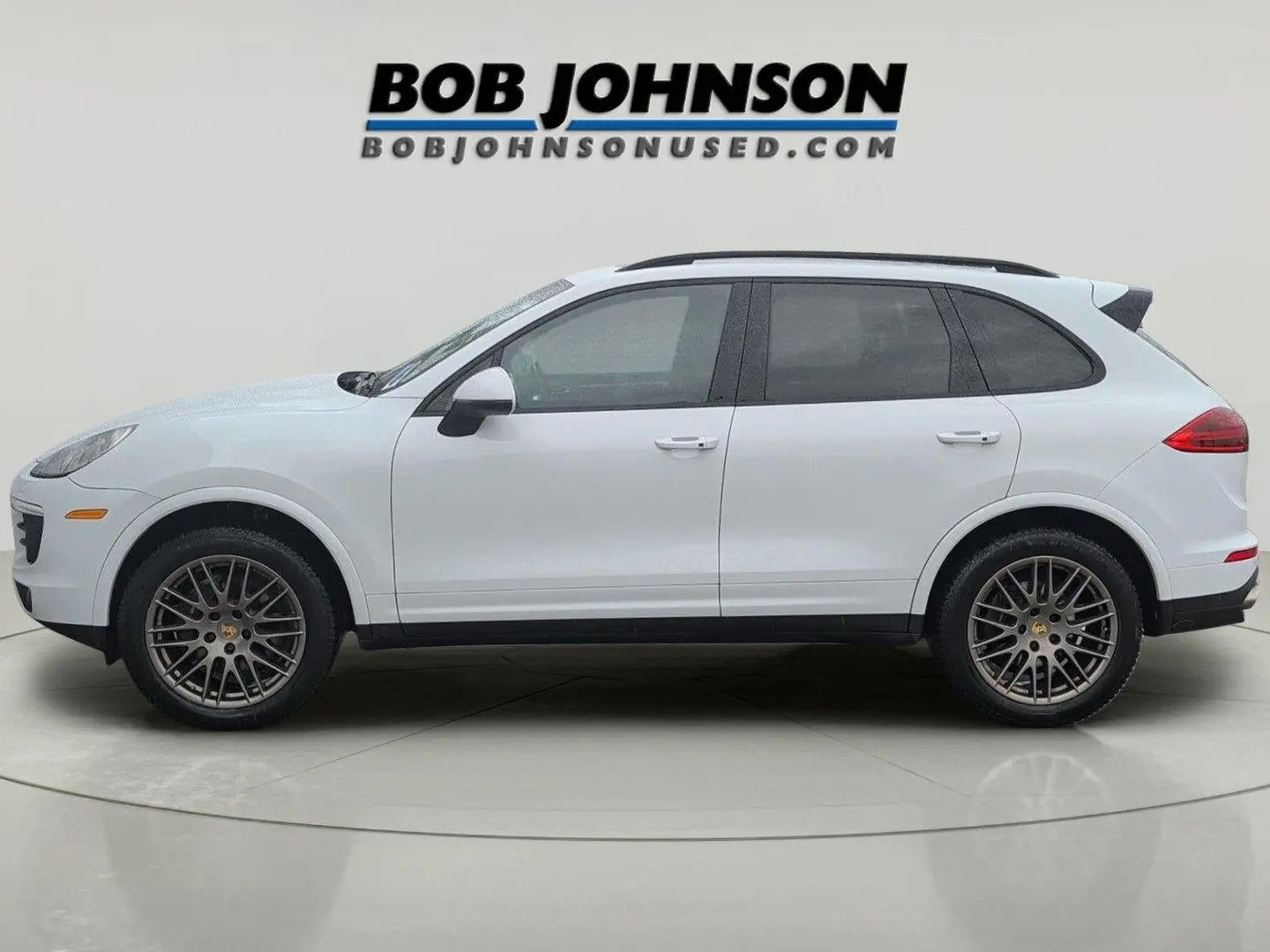 2017 Porsche Cayenne Platinum Edition photo 4