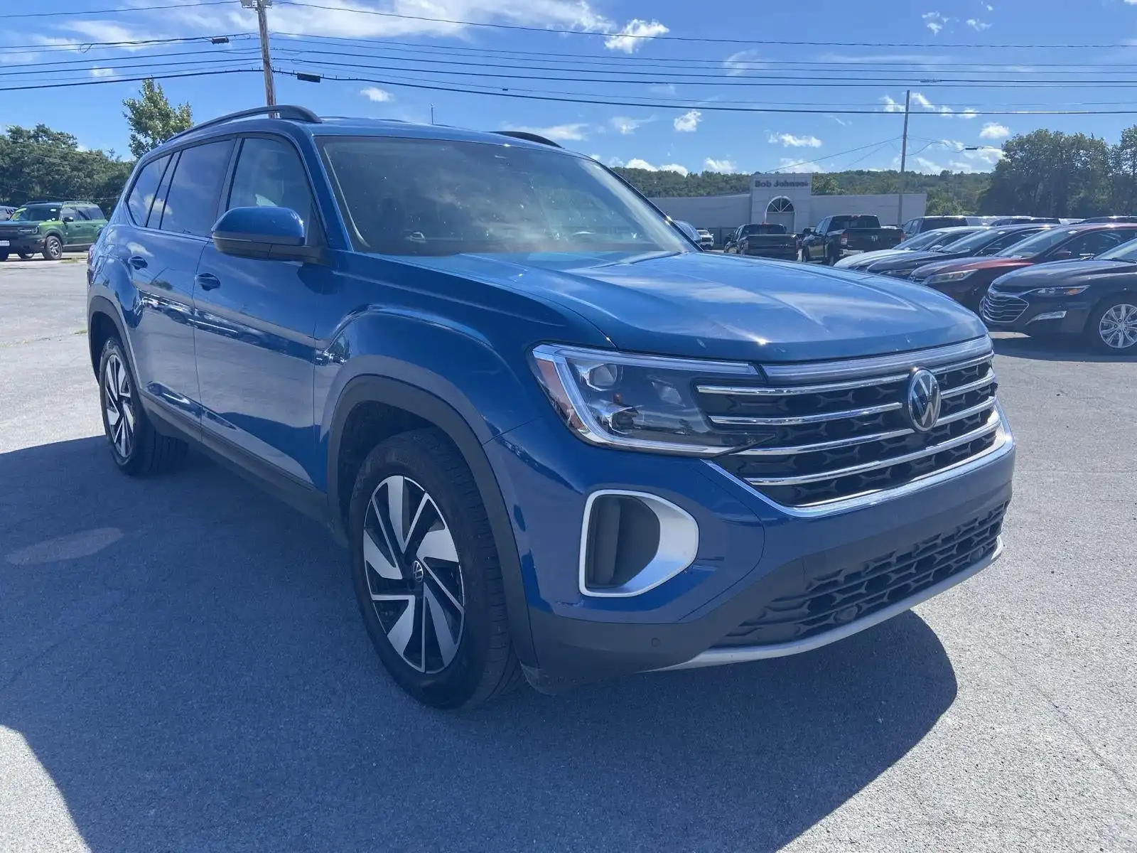 2026 Volkswagen Atlas 2.0T SE with Tech 4Motion's photo