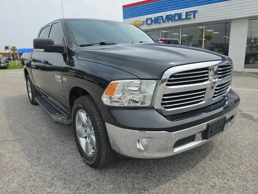 2019 RAM 1500 Classic Big Horn 4x4 Crew Cab 5'7's photo