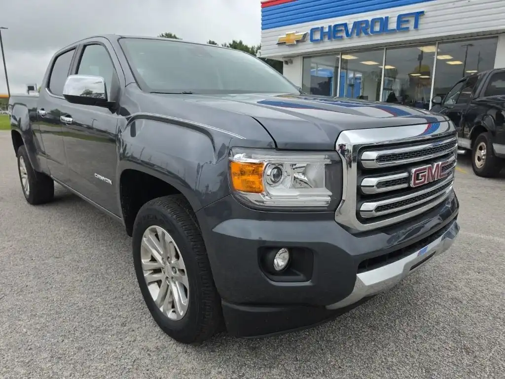 2017 GMC Canyon 4WD SLT Crew Cab Long Box's photo