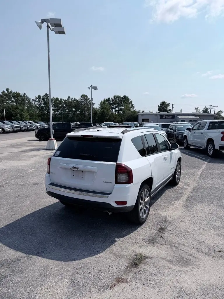 2015 Jeep Compass Limited 4X4 photo 4