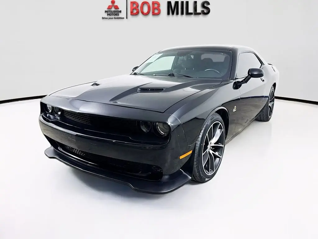 2016 Dodge Challenger Scat Pack photo 3