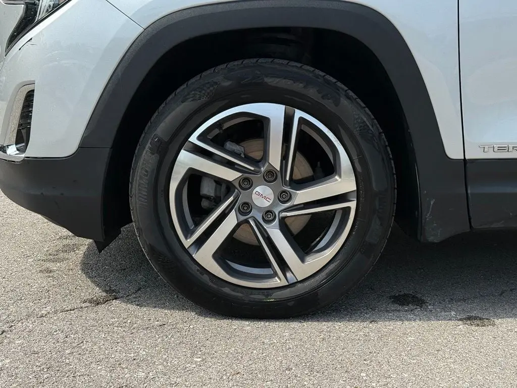 2019 GMC Terrain SLT AWD photo 3