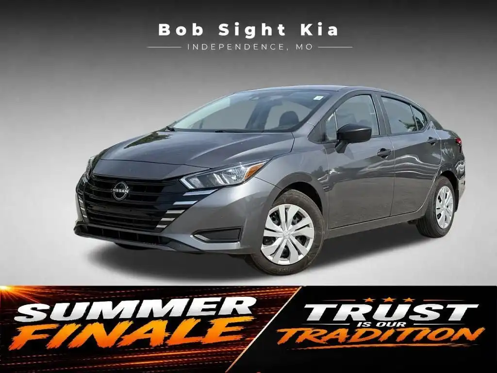 2024 Nissan Versa 1.6 S CVT's photo
