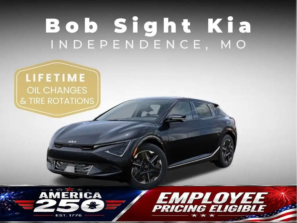 2025 Kia EV6 Wind's photo