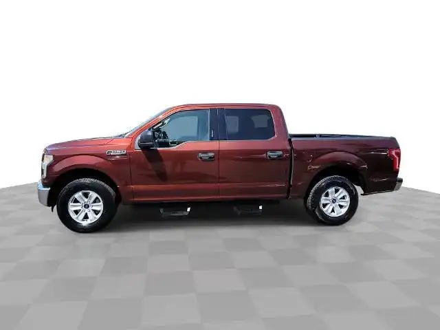 2015 Ford F-150 XL SuperCrew 145-in's photo