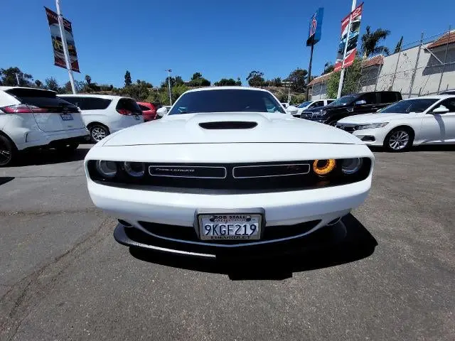 2021 Dodge Challenger R/T photo 3
