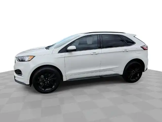 2022 Ford Edge ST-Line AWD's photo