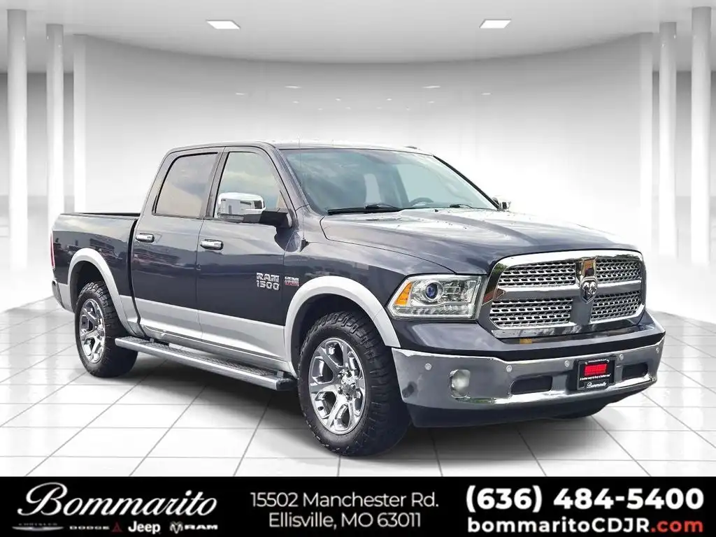2017 RAM 1500 Laramie 4x4 Crew Cab 5'7's photo