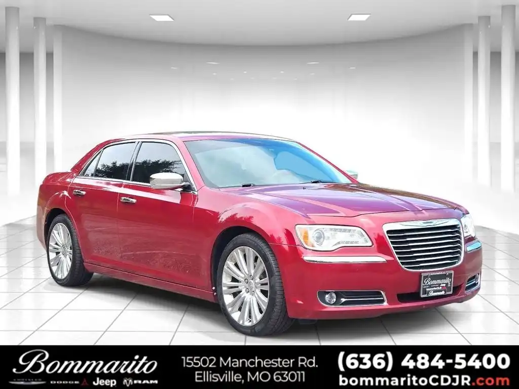 2013 Chrysler 300 HEMI C's photo