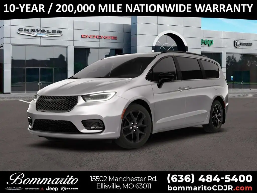 2026 Chrysler Pacifica Select AWD's photo