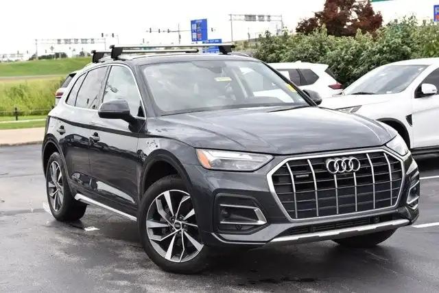 2021 Audi Q5 45 Premium Plus's photo